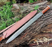 CUSTOM HANDMADE DAMASCUS STEEL BATTLE SWORD & LEATHER SHEATH - propswords